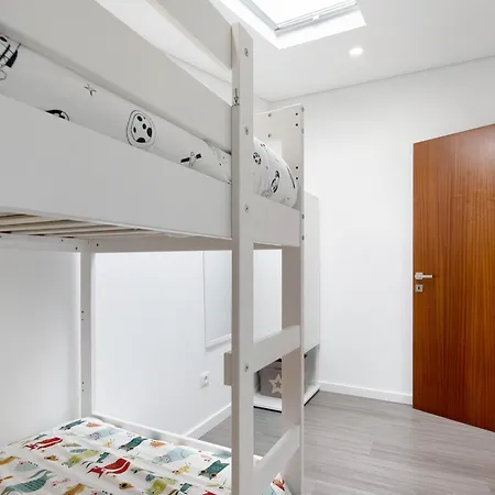 Holiday home V L P Amorim