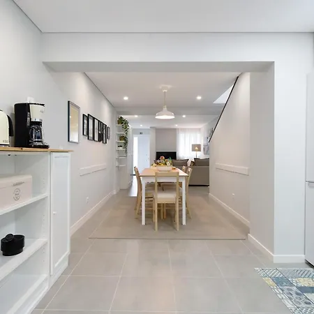 بيت للعطل V L P Amorim *