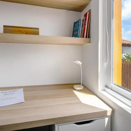 بيت للعطل V L P Amorim